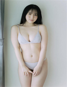jiqingpian-多男同时插一个女人8p