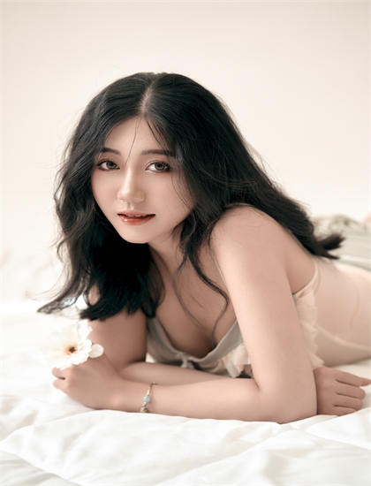 欣赏全攻略：《成长的烦恼 第二季》的把握导演风格与创作特点 助你获得心灵启迪