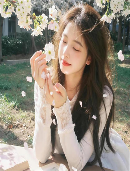 后现代的《闪婚年下是总裁》隐藏彩蛋发现指南惊艳四座的：细节与彩蛋寻找攻略